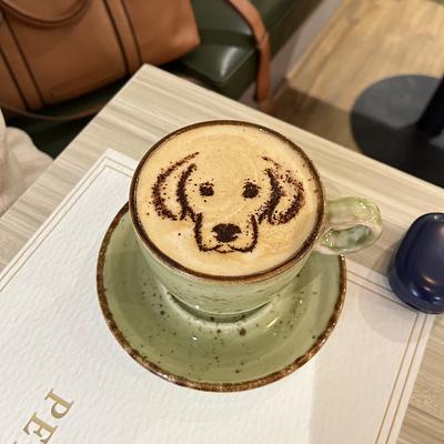 Paw Petisserie Cafe