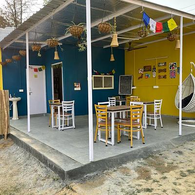 Muddy Paws Dog Park & Cafe