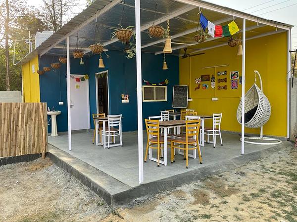 Muddy Paws Dog Park & Cafe