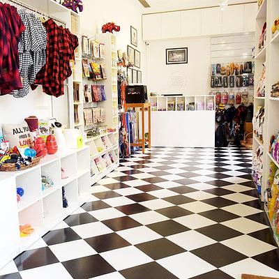 Heads Up For Tails Pet Store | Ardee Mall, Gurgaon