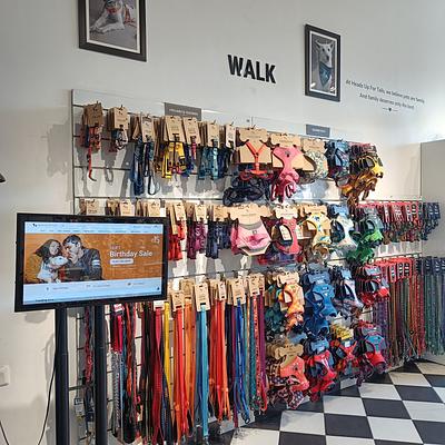Heads Up For Tails Pet Store | Ardee Mall, Gurgaon