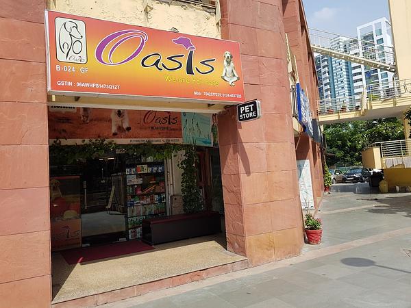 Oasis Pet Store